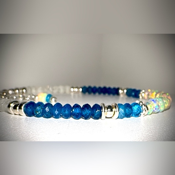 Welo Opal,  Neon Blue Apatite & lMoonstone Bracelet in Sterling Silver - Picture 3 of 9